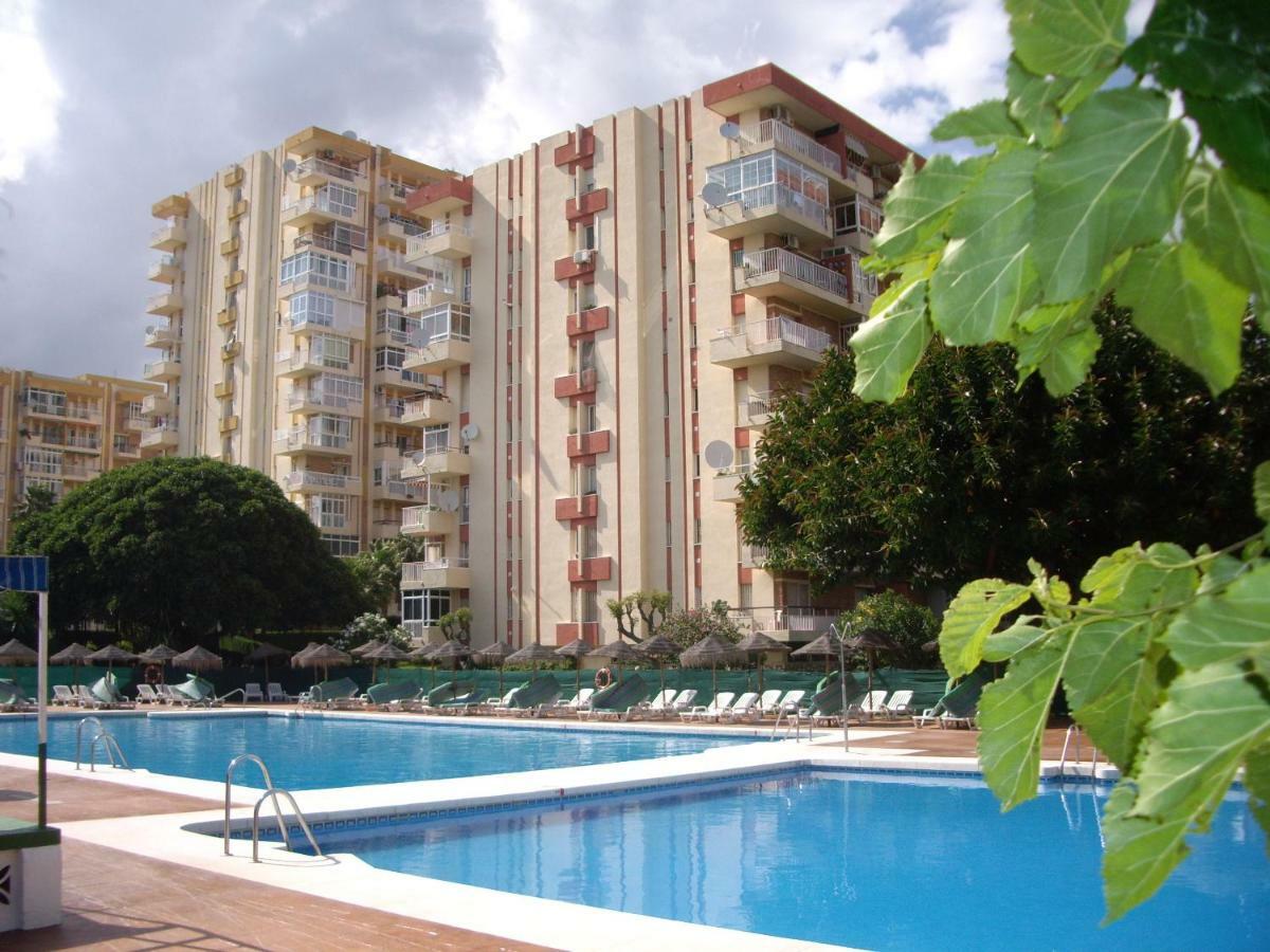 Coqueto Apartamento En Benalmadena Costaアパートメント エクステリア 写真