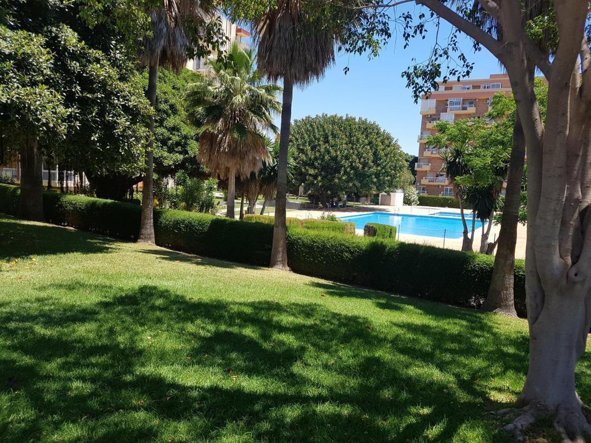 Coqueto Apartamento En Benalmadena Costaアパートメント エクステリア 写真